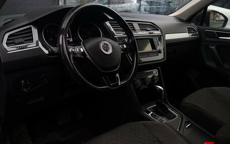 Volkswagen Tiguan II, 2017 год, 1 657 000 рублей, 10 фотография