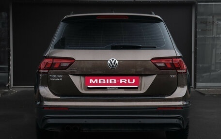 Volkswagen Tiguan II, 2017 год, 1 657 000 рублей, 6 фотография