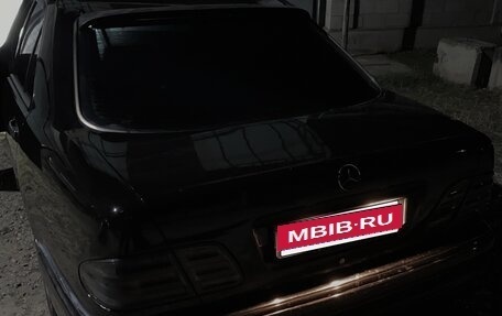 Mercedes-Benz E-Класс, 1997 год, 470 000 рублей, 4 фотография