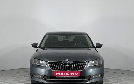 Skoda Superb III рестайлинг, 2017 год, 1 870 000 рублей, 2 фотография