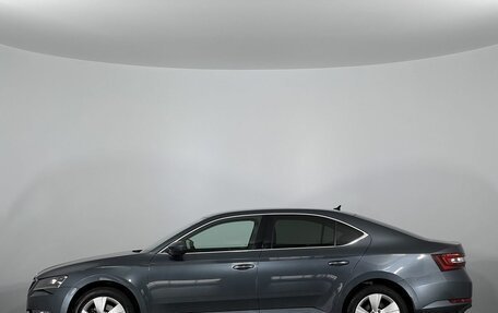 Skoda Superb III рестайлинг, 2017 год, 1 870 000 рублей, 8 фотография