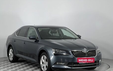 Skoda Superb III рестайлинг, 2017 год, 1 870 000 рублей, 3 фотография