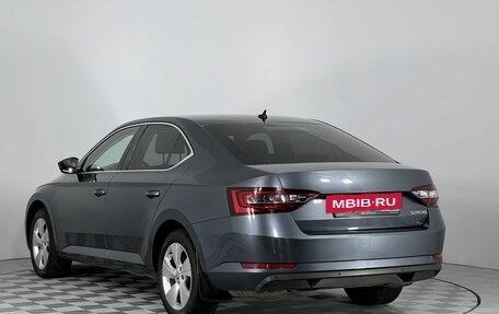 Skoda Superb III рестайлинг, 2017 год, 1 870 000 рублей, 7 фотография