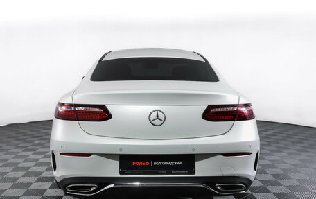 Mercedes-Benz E-Класс, 2020 год, 5 790 000 рублей, 6 фотография