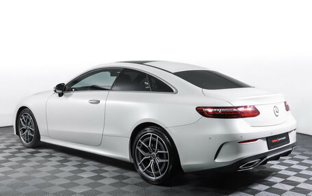 Mercedes-Benz E-Класс, 2020 год, 5 790 000 рублей, 7 фотография