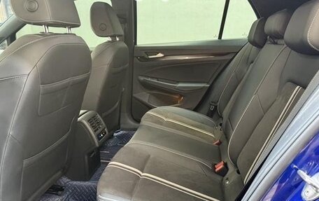 Volkswagen Golf VIII, 2022 год, 2 290 000 рублей, 10 фотография