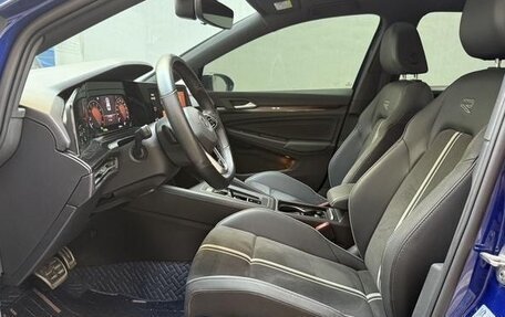 Volkswagen Golf VIII, 2022 год, 2 290 000 рублей, 9 фотография