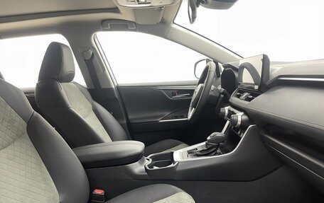 Toyota RAV4, 2025 год, 4 450 000 рублей, 12 фотография