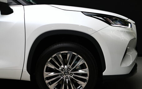 Toyota Highlander, 2025 год, 6 300 000 рублей, 7 фотография