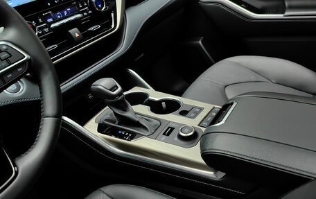 Toyota Highlander, 2025 год, 6 300 000 рублей, 25 фотография