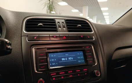 Volkswagen Polo VI (EU Market), 2013 год, 528 000 рублей, 11 фотография