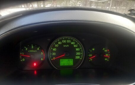 Hyundai H-1 II рестайлинг, 2012 год, 1 350 000 рублей, 13 фотография