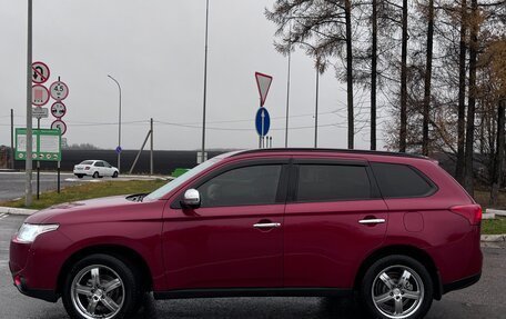 Mitsubishi Outlander III рестайлинг 3, 2012 год, 1 060 000 рублей, 2 фотография