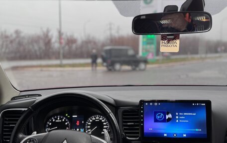 Mitsubishi Outlander III рестайлинг 3, 2012 год, 1 060 000 рублей, 11 фотография