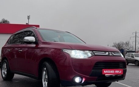 Mitsubishi Outlander III рестайлинг 3, 2012 год, 1 060 000 рублей, 6 фотография