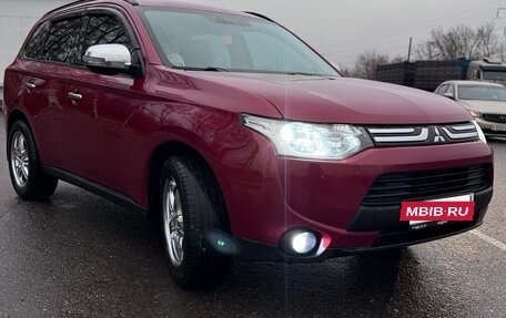 Mitsubishi Outlander III рестайлинг 3, 2012 год, 1 060 000 рублей, 5 фотография