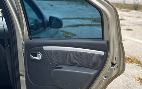 Renault Logan I, 2012 год, 380 000 рублей, 13 фотография