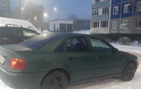 Audi A4, 1995 год, 250 000 рублей, 4 фотография