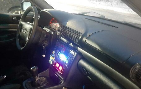 Audi A4, 1995 год, 250 000 рублей, 13 фотография