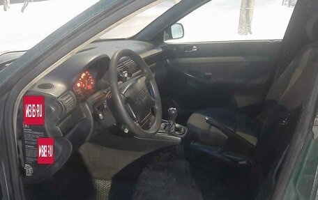 Audi A4, 1995 год, 250 000 рублей, 8 фотография