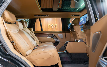 Land Rover Range Rover IV рестайлинг, 2025 год, 27 990 000 рублей, 19 фотография