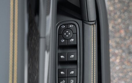 Porsche Cayenne III, 2025 год, 31 000 000 рублей, 24 фотография