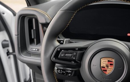 Porsche Cayenne III, 2025 год, 31 000 000 рублей, 29 фотография