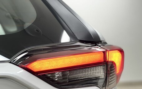 Toyota RAV4, 2025 год, 4 450 000 рублей, 10 фотография