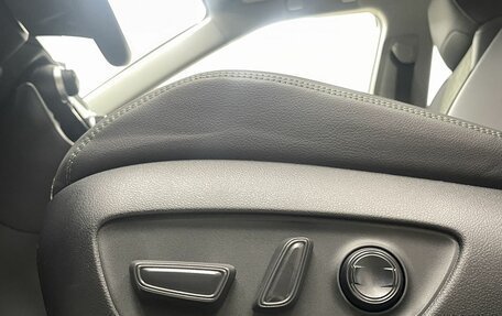 Toyota RAV4, 2025 год, 4 450 000 рублей, 14 фотография