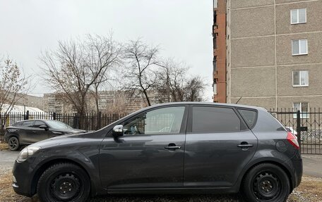 KIA cee'd I рестайлинг, 2011 год, 900 000 рублей, 2 фотография