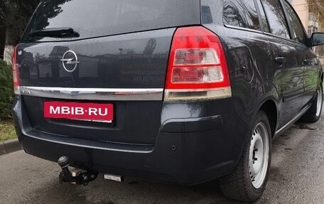 Opel Zafira B, 2011 год, 1 000 000 рублей, 3 фотография