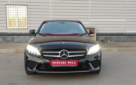 Mercedes-Benz C-Класс, 2019 год, 2 450 000 рублей, 2 фотография