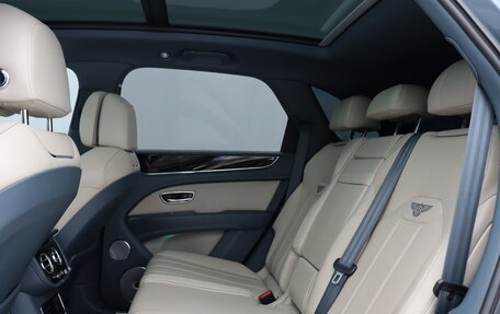 Bentley Bentayga I, 2021 год, 21 990 000 рублей, 7 фотография