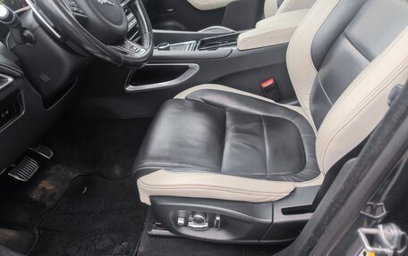 Jaguar F-Pace, 2018 год, 3 400 000 рублей, 9 фотография