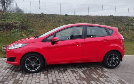 Ford Fiesta, 2018 год, 950 000 рублей, 4 фотография