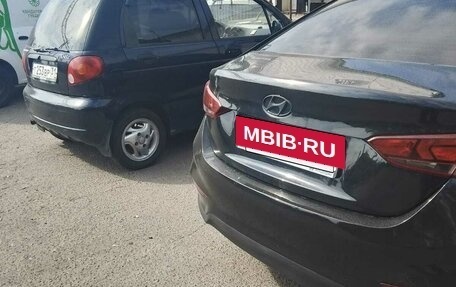 Hyundai Solaris II рестайлинг, 2017 год, 1 300 000 рублей, 5 фотография