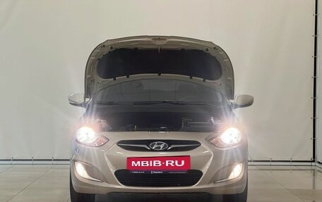 Hyundai Solaris II рестайлинг, 2011 год, 837 000 рублей, 9 фотография