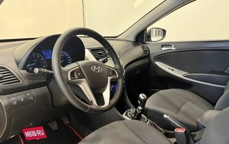 Hyundai Solaris II рестайлинг, 2011 год, 837 000 рублей, 12 фотография