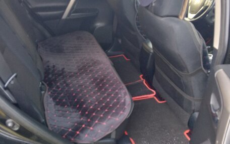 Toyota RAV4, 2015 год, 1 950 000 рублей, 6 фотография