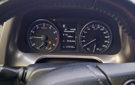 Toyota RAV4, 2015 год, 1 950 000 рублей, 4 фотография