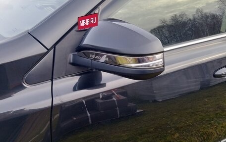 Toyota RAV4, 2015 год, 1 950 000 рублей, 2 фотография