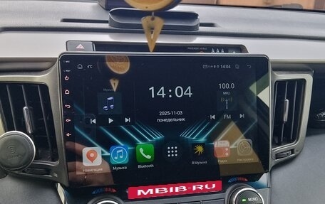 Toyota RAV4, 2015 год, 1 950 000 рублей, 3 фотография