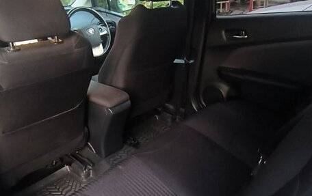 Toyota Prius IV XW50, 2016 год, 1 550 000 рублей, 6 фотография