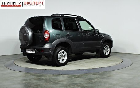 Chevrolet Niva I рестайлинг, 2018 год, 897 000 рублей, 6 фотография