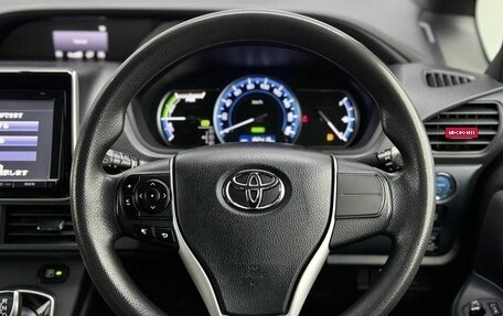 Toyota Noah III, 2015 год, 1 450 000 рублей, 18 фотография