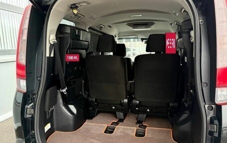 Toyota Noah III, 2015 год, 1 450 000 рублей, 22 фотография