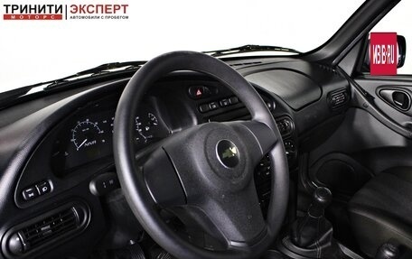 Chevrolet Niva I рестайлинг, 2018 год, 897 000 рублей, 11 фотография