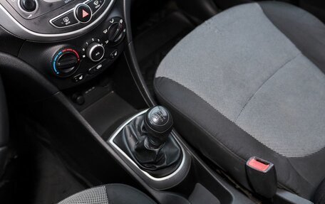 Hyundai Solaris II рестайлинг, 2013 год, 768 000 рублей, 8 фотография