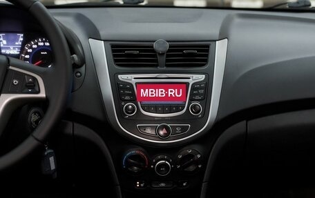 Hyundai Solaris II рестайлинг, 2013 год, 768 000 рублей, 14 фотография