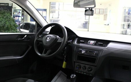 Skoda Rapid I, 2016 год, 940 000 рублей, 18 фотография